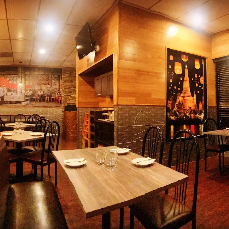 At Nine Thai