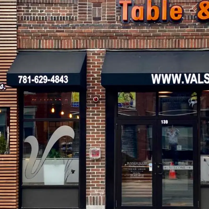 Valsos Table and Bar