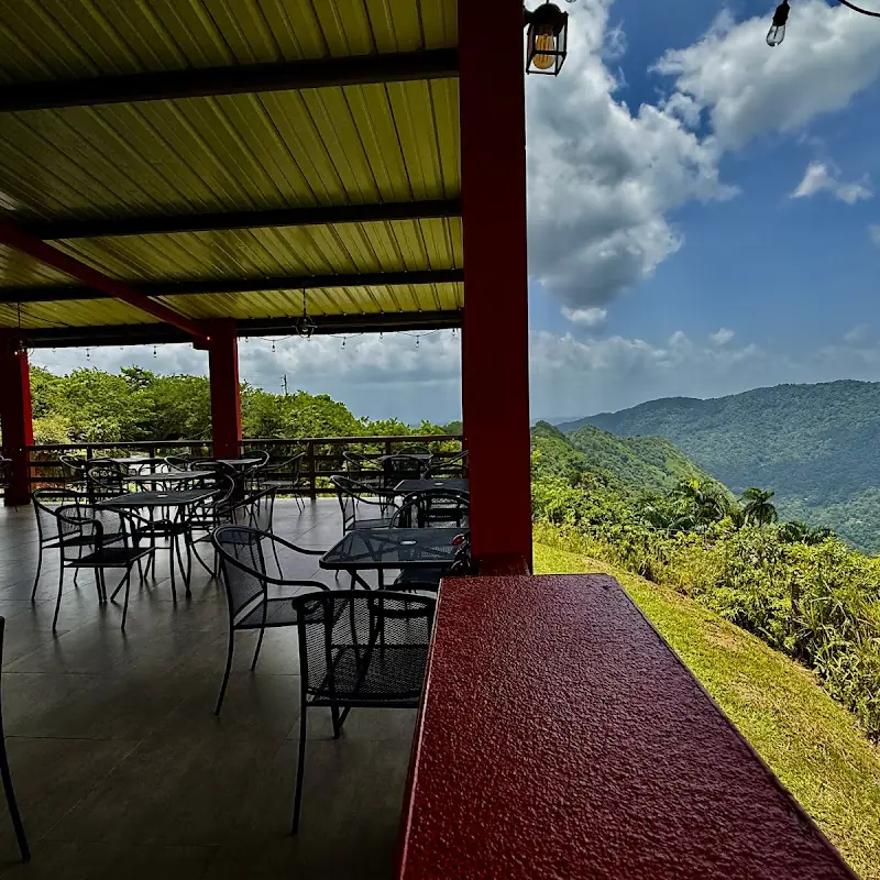 Madre Mía Restaurant