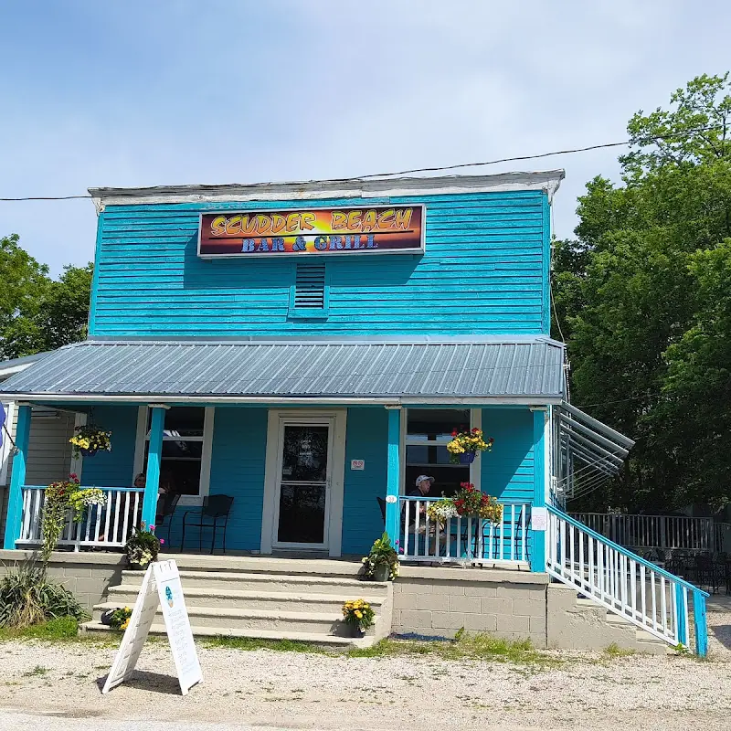 Scudder Beach Breakfast Bar