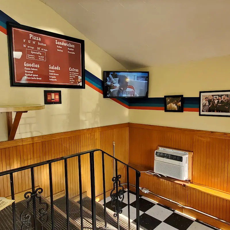 Angelina's Pizza House