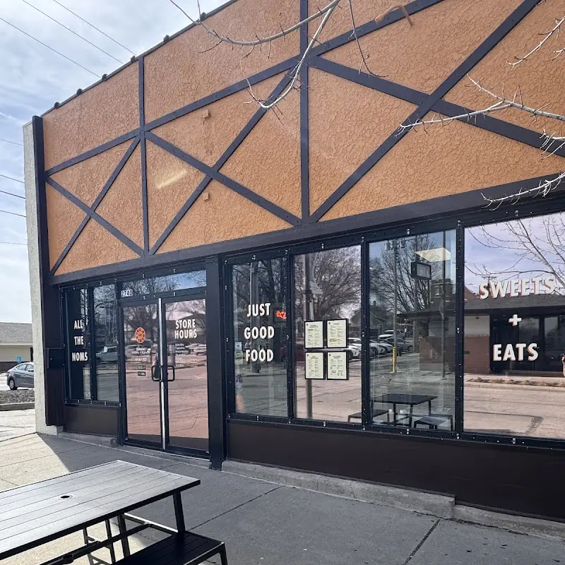 Veg.Edible Take Out Eatery + Bakery