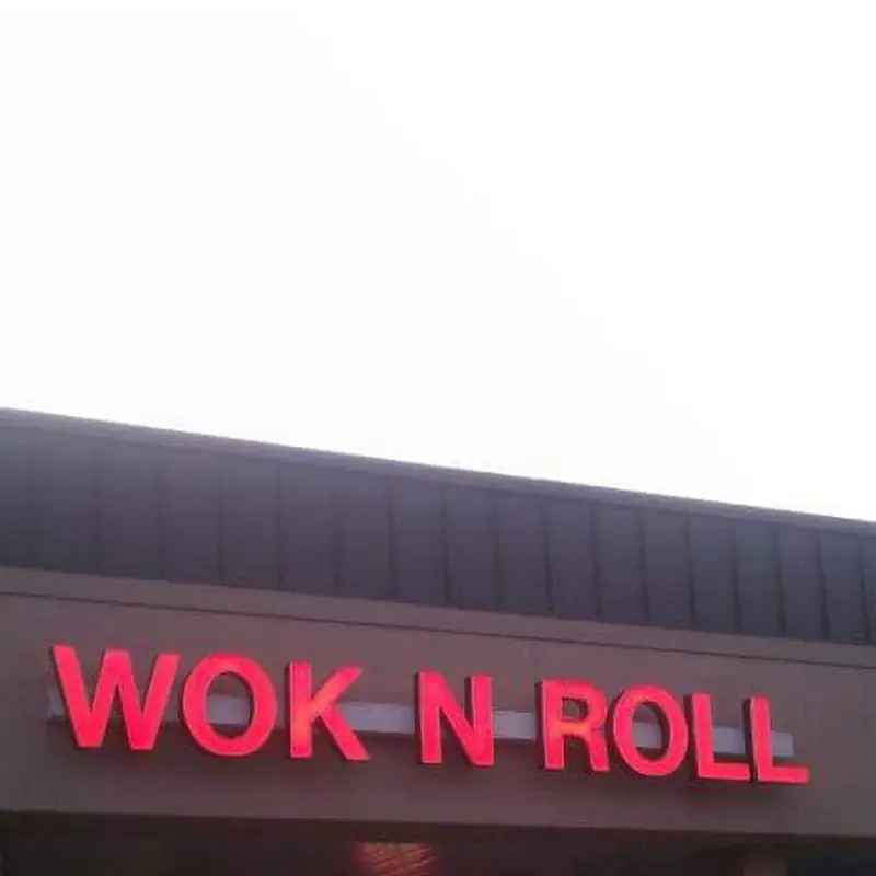 Wok N Roll