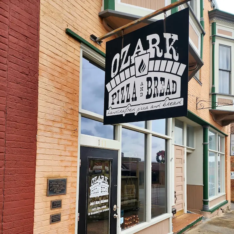 Ozark Pizza & Bread Company