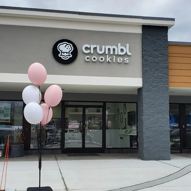 Crumbl - Avon