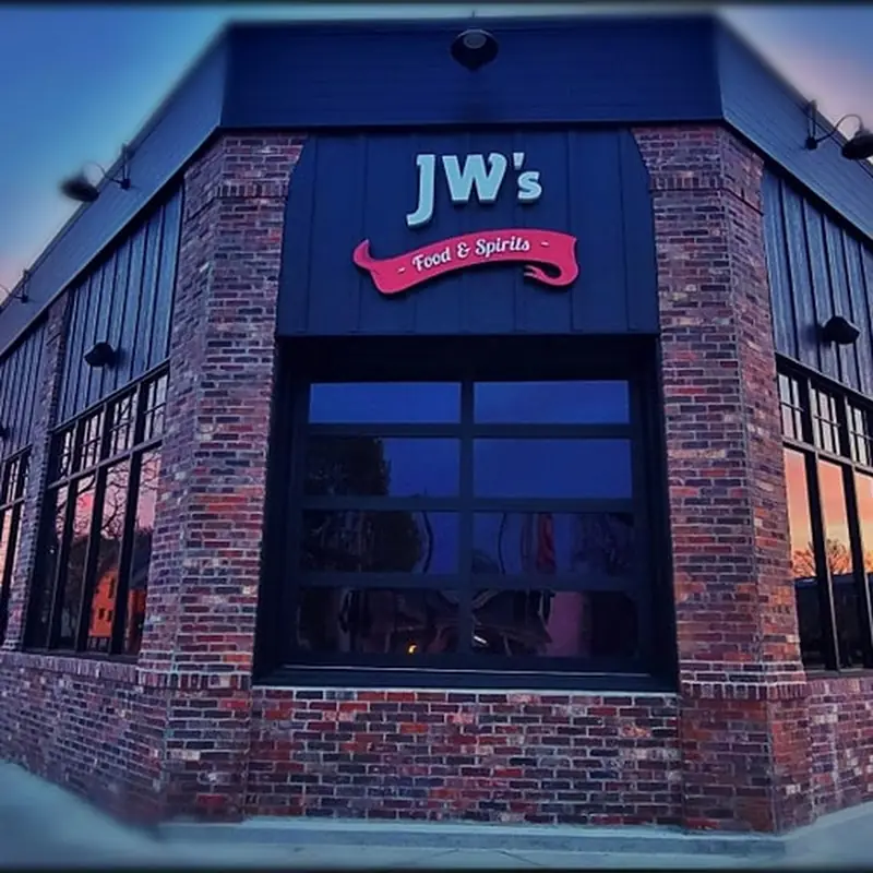 JW's Food & Spirits