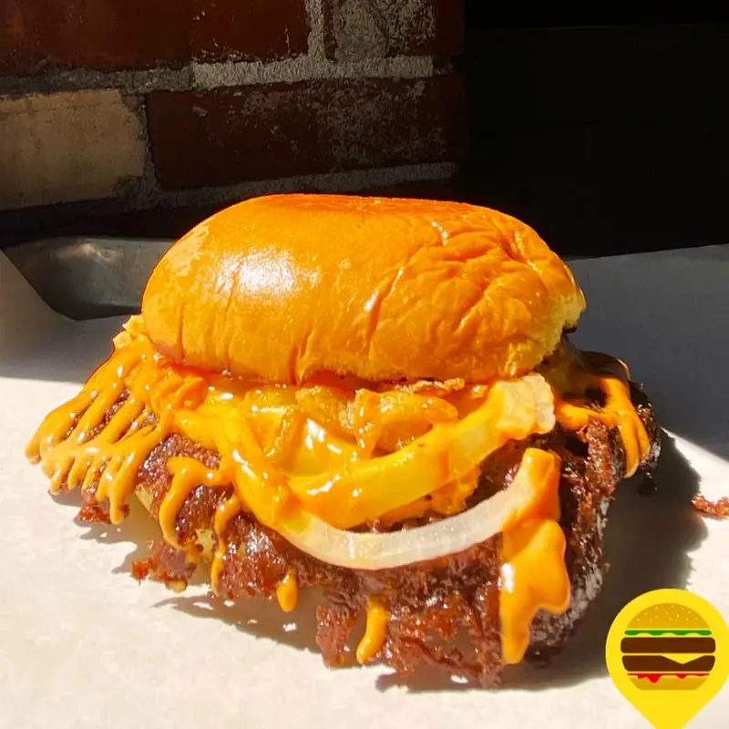 Lo's Burgers