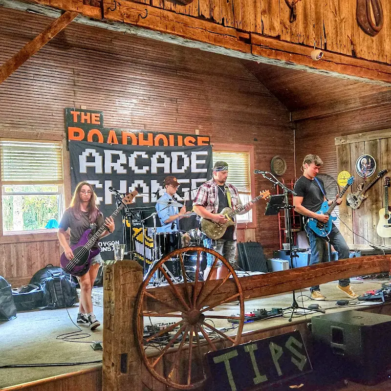 Dundee's Roadhouse