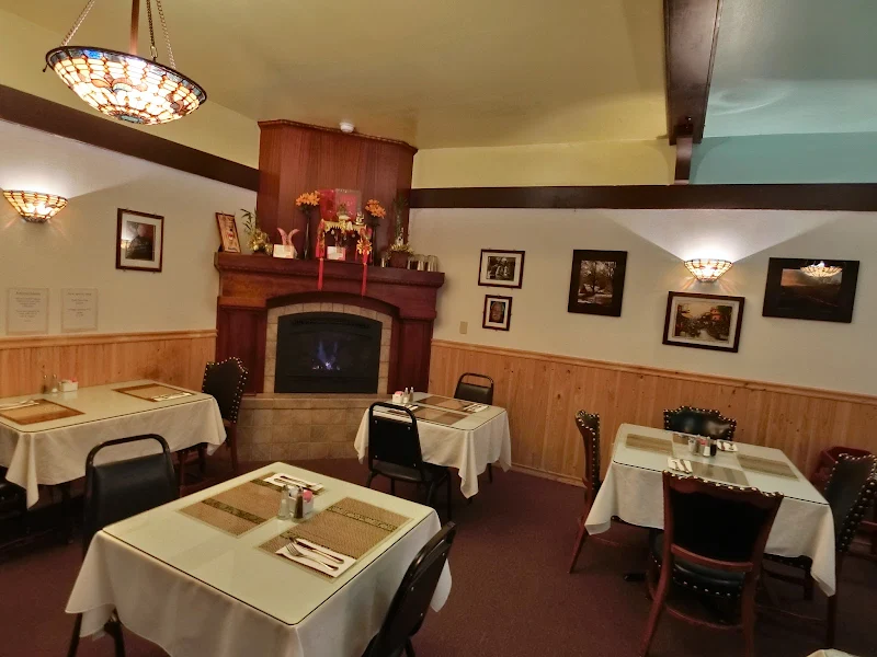 Al's Redwood Room