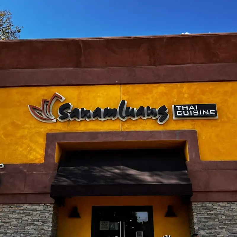 Sanamluang | Thai Cuisine
