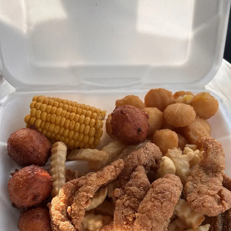 DJ's Fish House