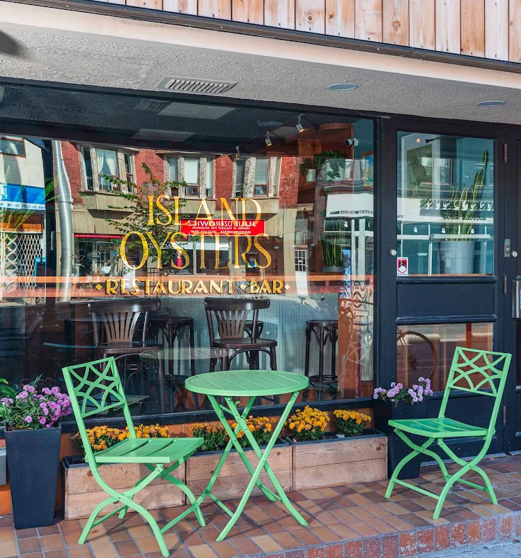 Island Oysters Restaurant & Bar