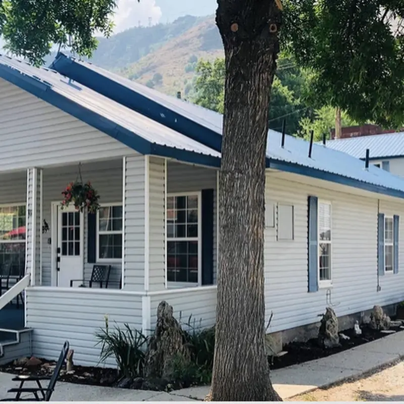 Blue Jay Inn
