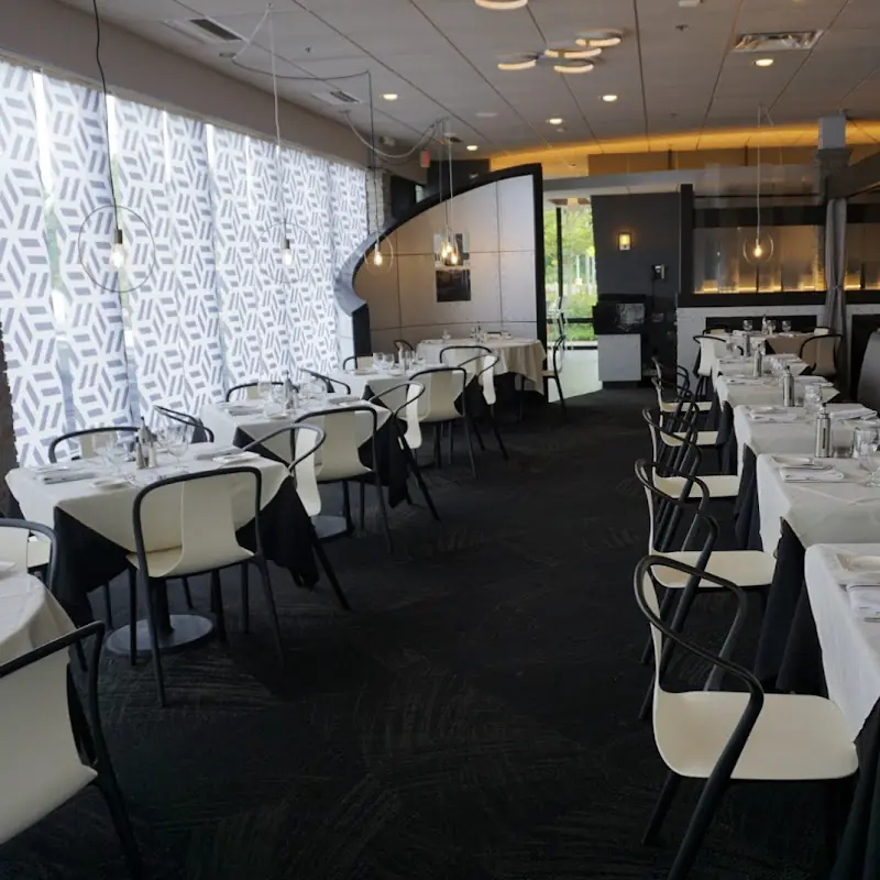Bin 100 Restaurant