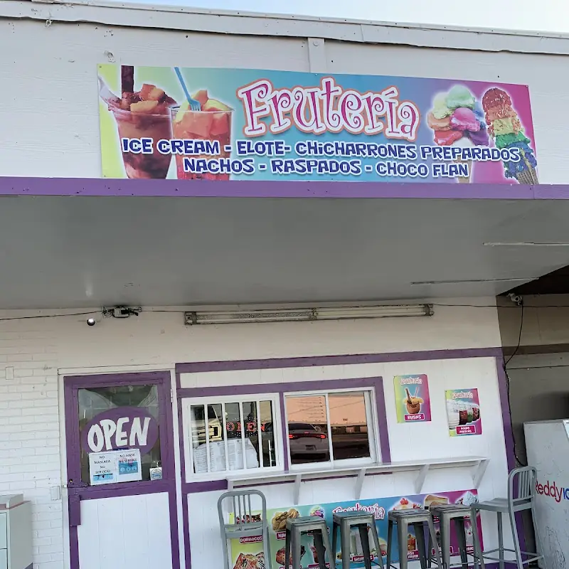 The Piña Loca Fruteria