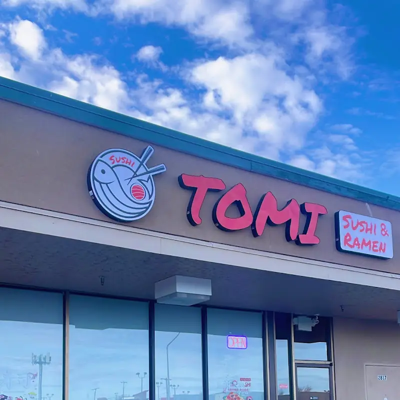 TOMI Sushi & Ramen