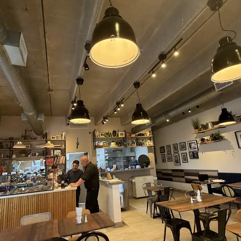 Hadekel | Kosher Israeli Restaurant