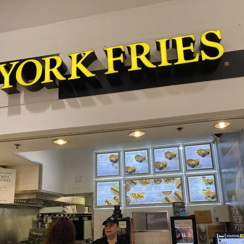 New York Fries Station Mall