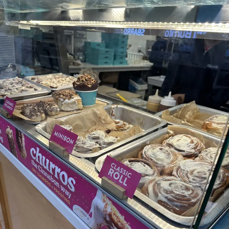 Cinnabon