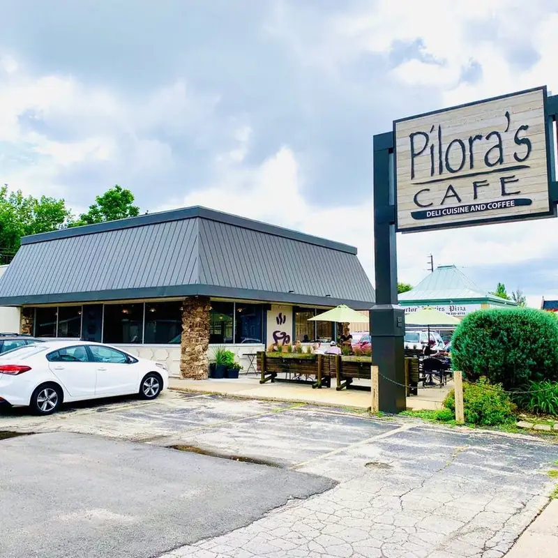 Pilora's Cafe