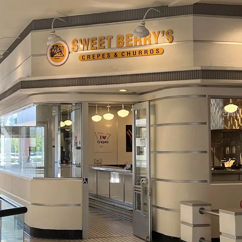 Sweet Berry’s Crepes & Churros