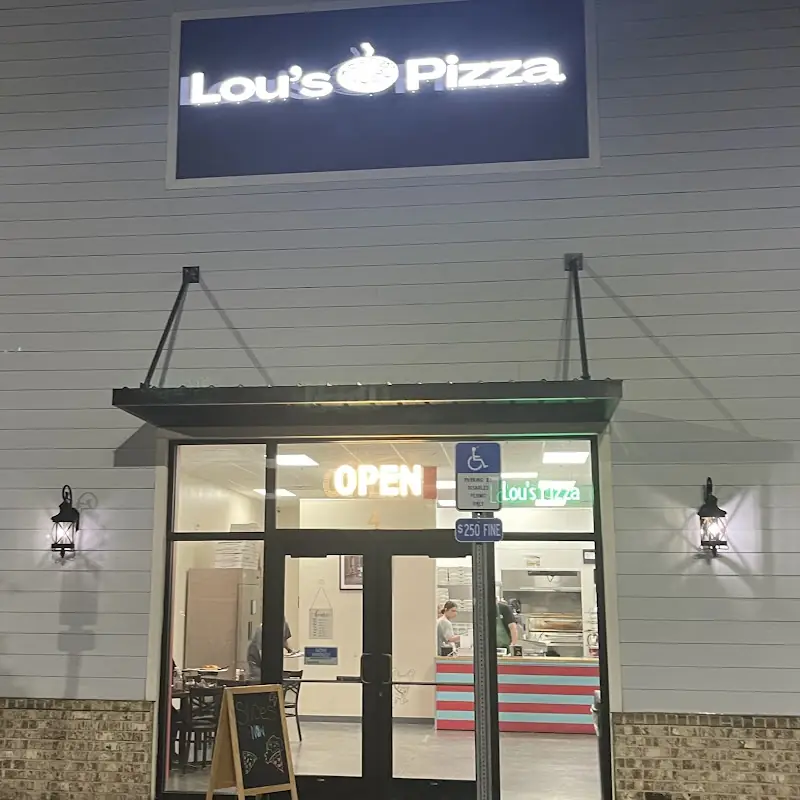 Lou's Pizza Shop
