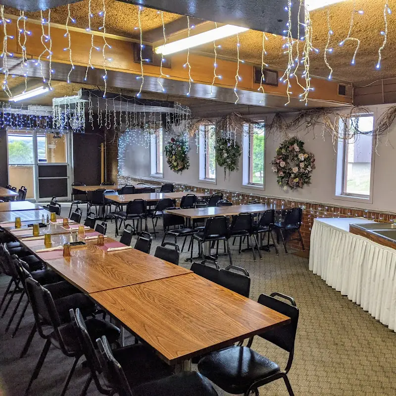 Charlys Restaurant & Lounge