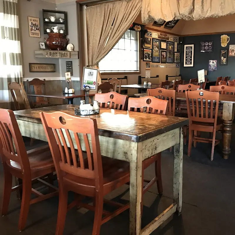 Trails Café