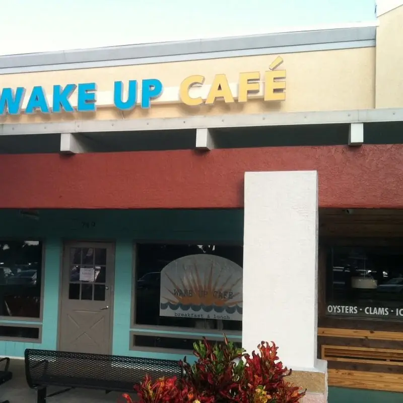 Wake Up Café