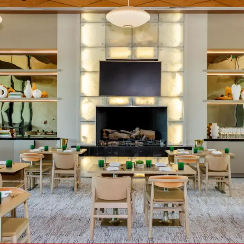 Kestrel A Richard Blais Kitchen + Lounge