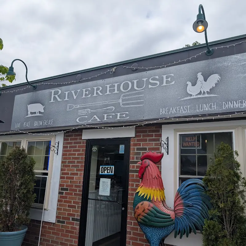 The Riverhouse Cafe