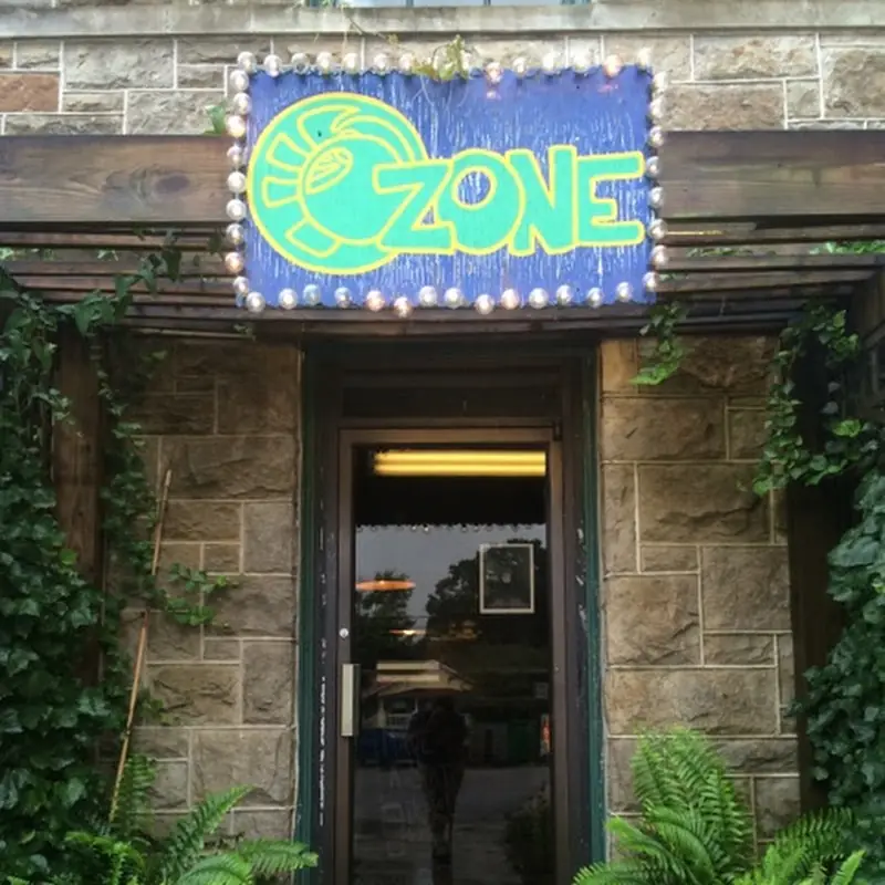 O'Zone Pizza Pub