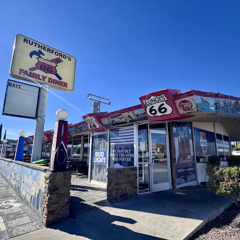 Rutherford's 66 Family Diner