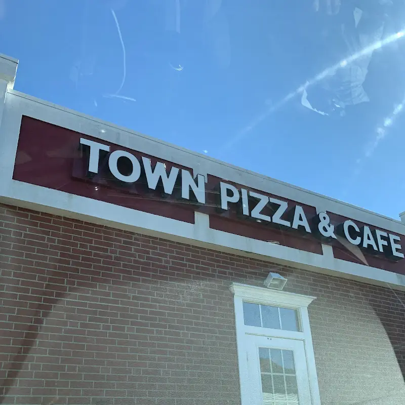 Town Pizza And Café