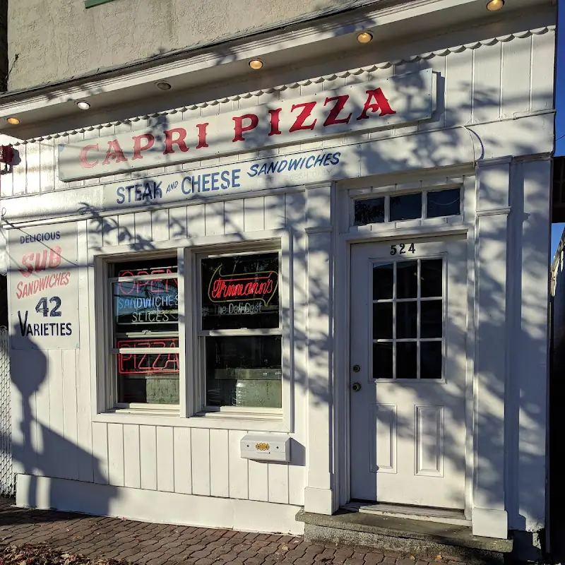 Capri Pizza