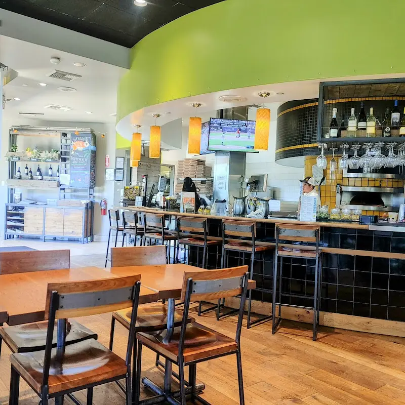 California Pizza Kitchen at Studio City