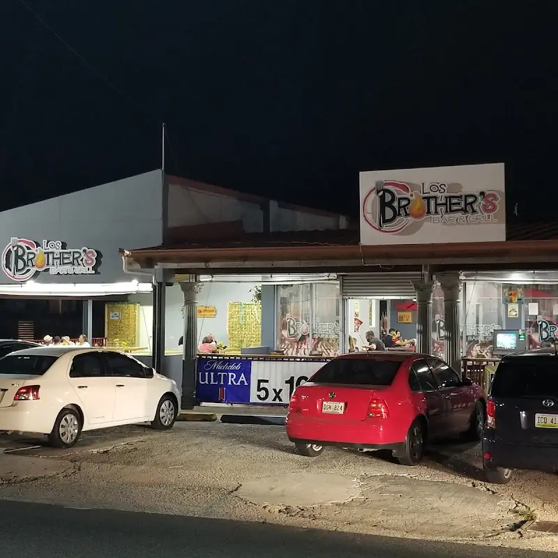 Los Brother's Bar & Grill