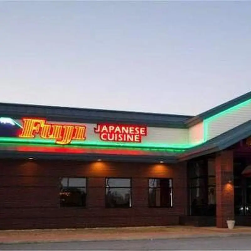 T2. Oishii Ahi Poke Bowl
