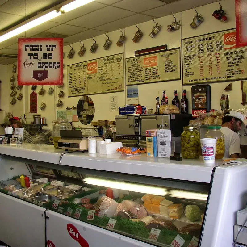 Uncle Henrys Deli