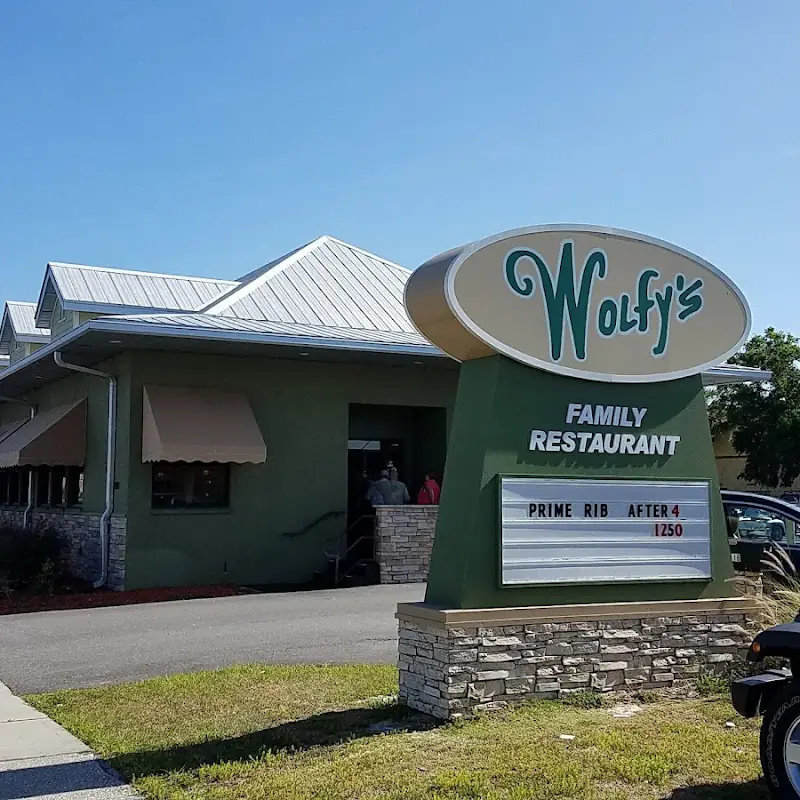 Wolfy’s Leesburg Restaurant
