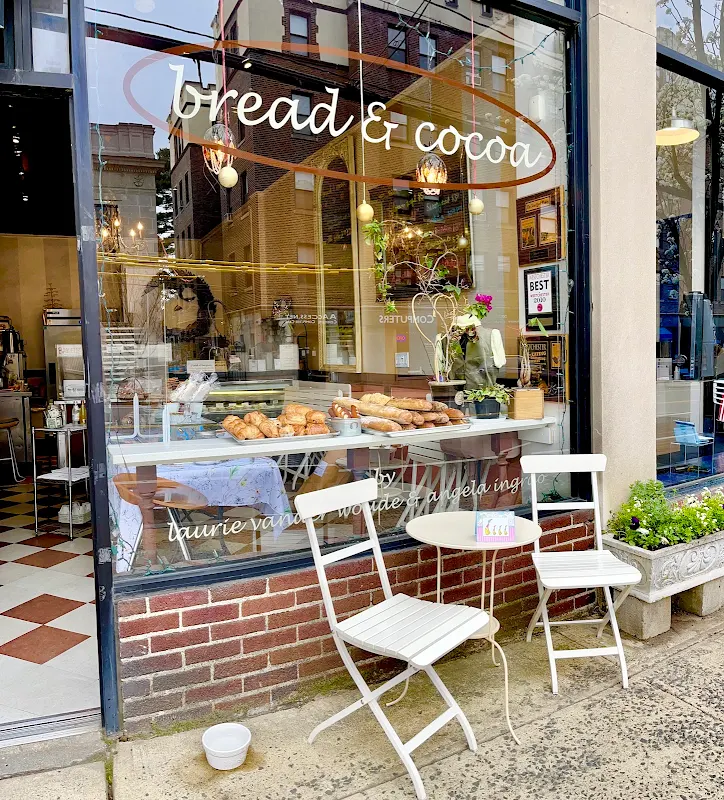 Bread & Cocoa