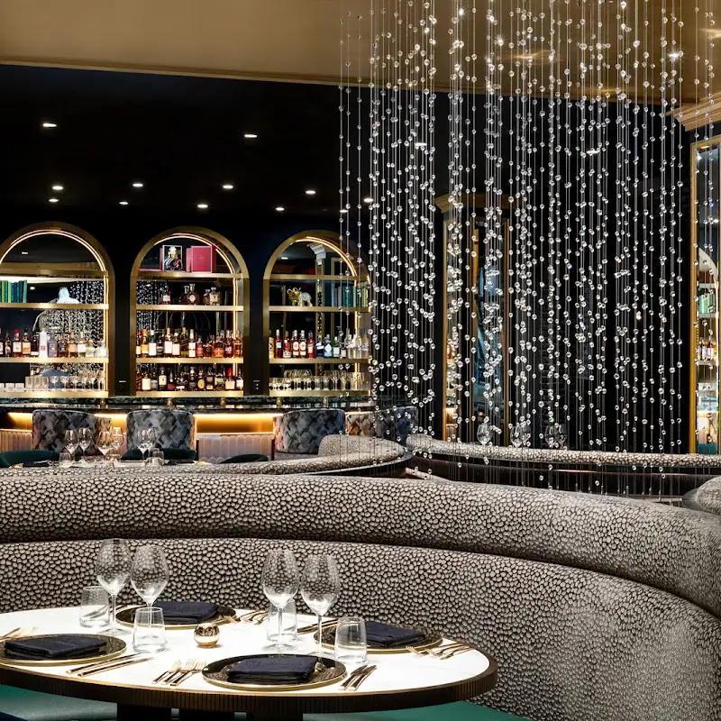 Le Moyne's Chophouse