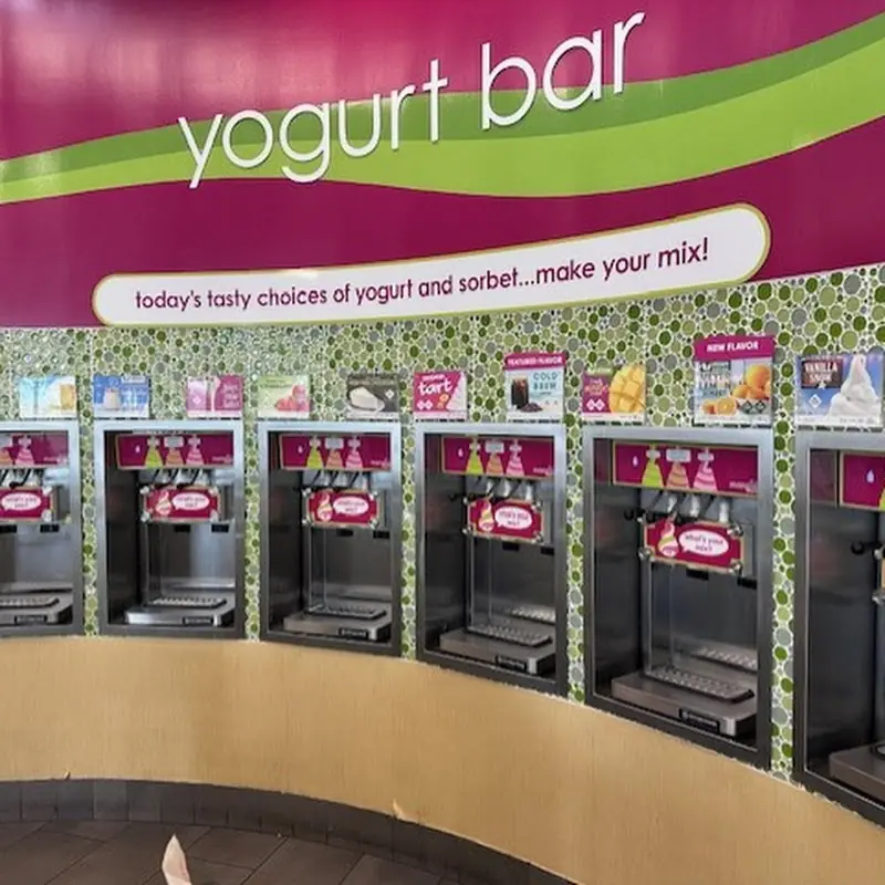 Menchie's Frozen Yogurt
