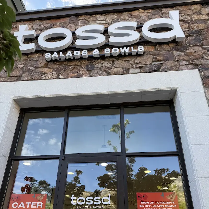 Tossd Salads & Bowls (Riverwoods)