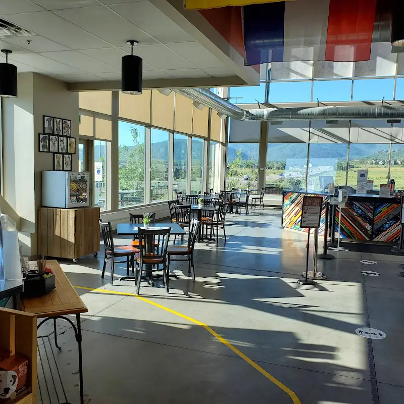 Hugo Coffee Shop