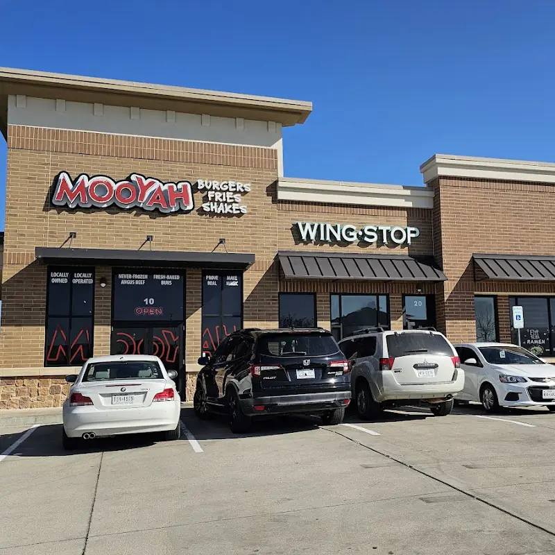 MOOYAH Burgers, Fries & Shakes