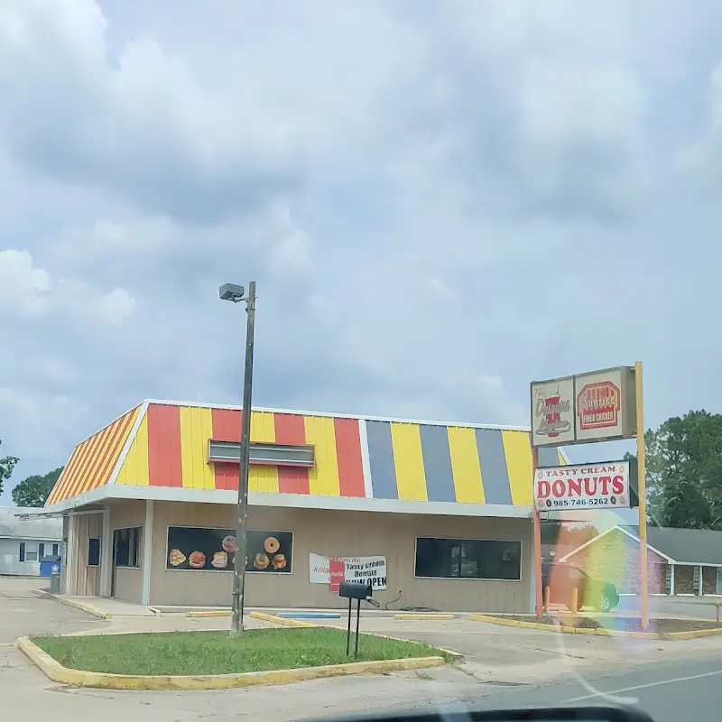 Tasty Cream Donuts (Bayou blue road)