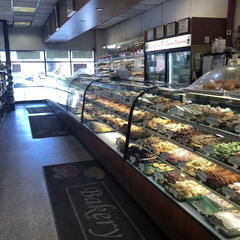 Italian Peoples Bakery