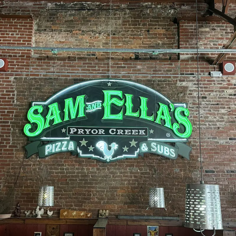 Sam & Ella's Chicken Palace