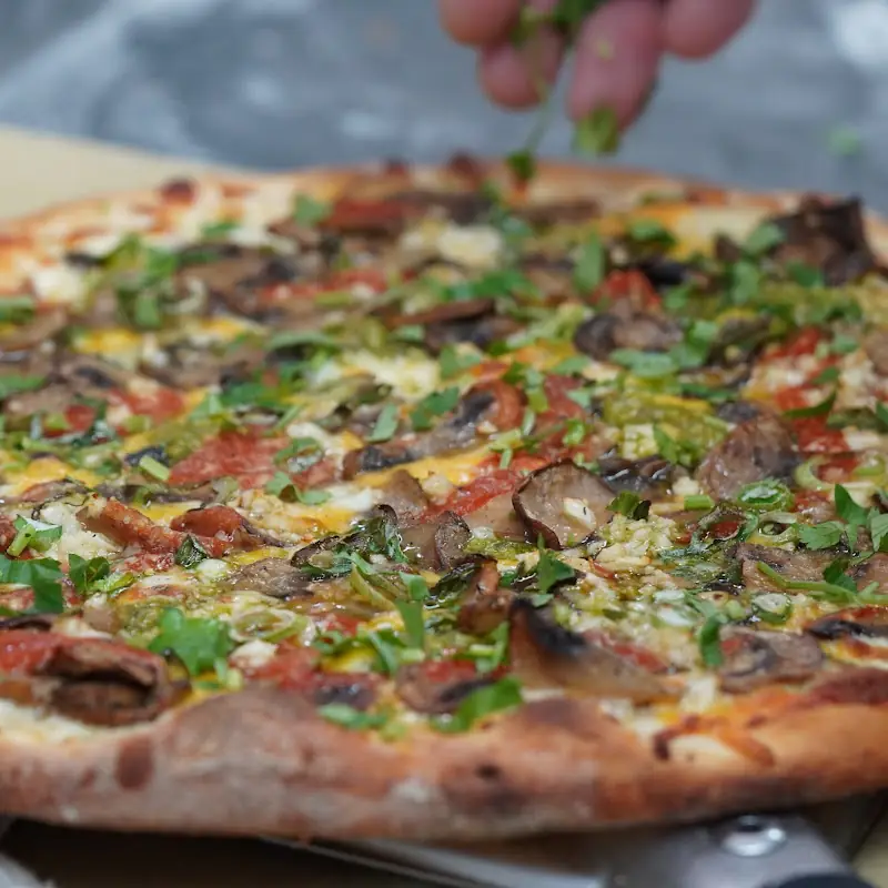 Raise Pizza & Eats